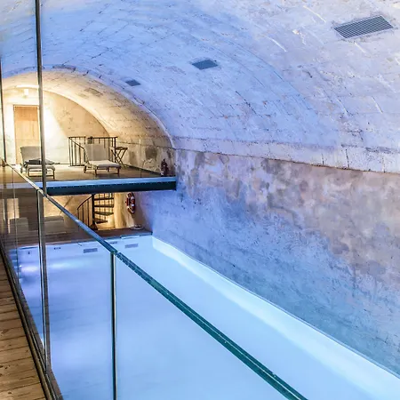 Santa Ponsa - Fontenille Collection