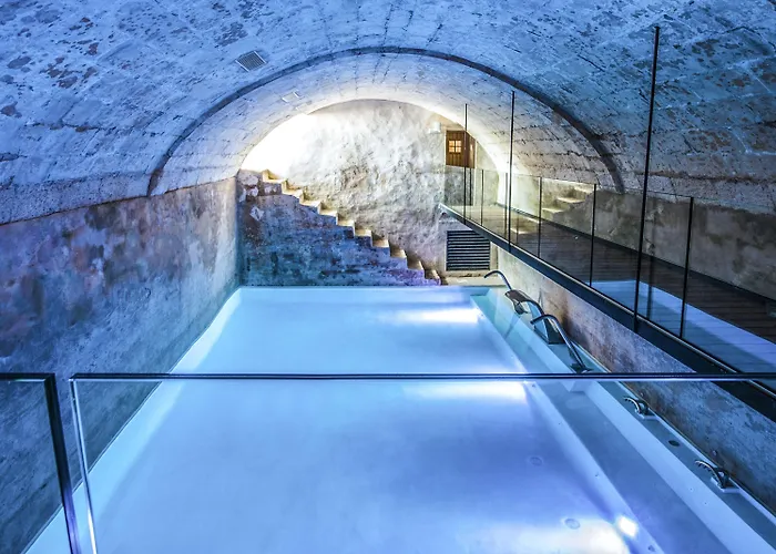 Santa Ponsa - Fontenille Collection